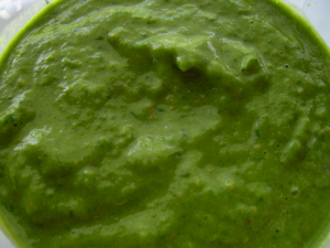 green-smoothie-vs-green-juice